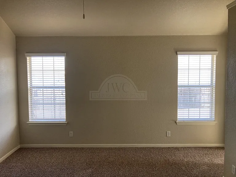 4502 Pennington Ave — Photo 15