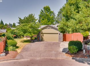 8310 NE Meadows Ct, Vancouver, WA 98662