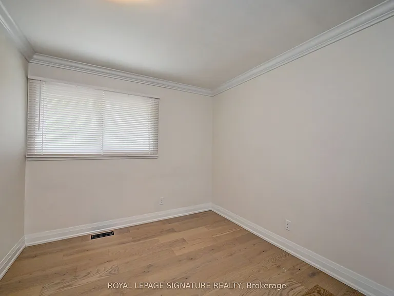 240 Stonybrook Dr — Photo 29