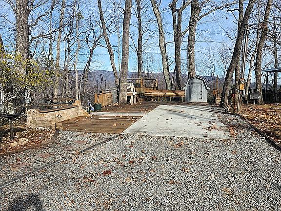 2nd image of 362 Dogwood Cir