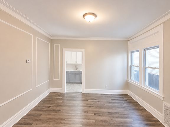 3rd image of 248 Nye Ave #5
