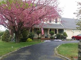 135 Falcon Locke Way, Somerset, MA 02726