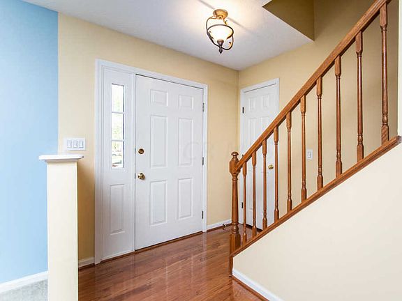 2nd image of 5707 Rosecliff Dr