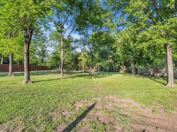 11209 Tree Lake Dr, Waco, TX 76708
