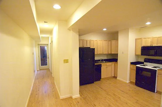 1108 5th St NW #B — Photo 4