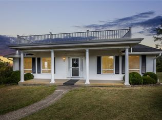 494 E Maitland Ln, New Castle, PA 16105