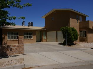 8619 Robby Ave SW, Albuquerque, NM 87121