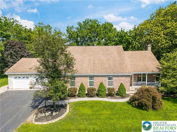 6800 Hanover St E, Bethlehem, PA 18017