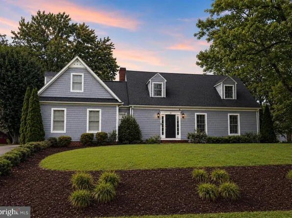 15 Fox Run Ln, Fredericksburg, VA 22405