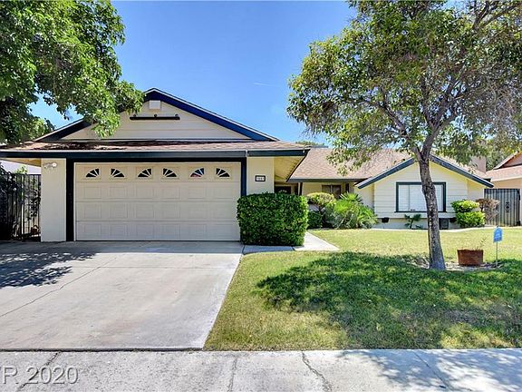 3rd image of 3513 El Cortez Ave