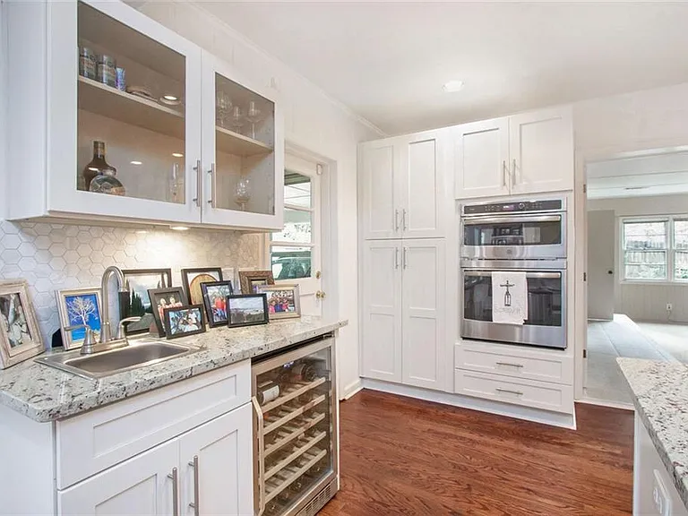 3873 Land O Lakes Dr NE — Photo 15
