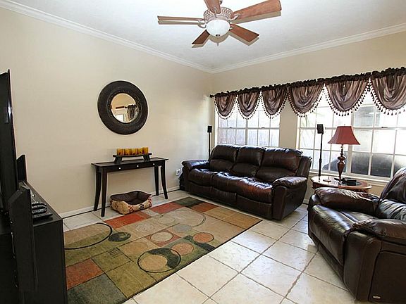 4th image of 15814 Sweetwater Creek Dr