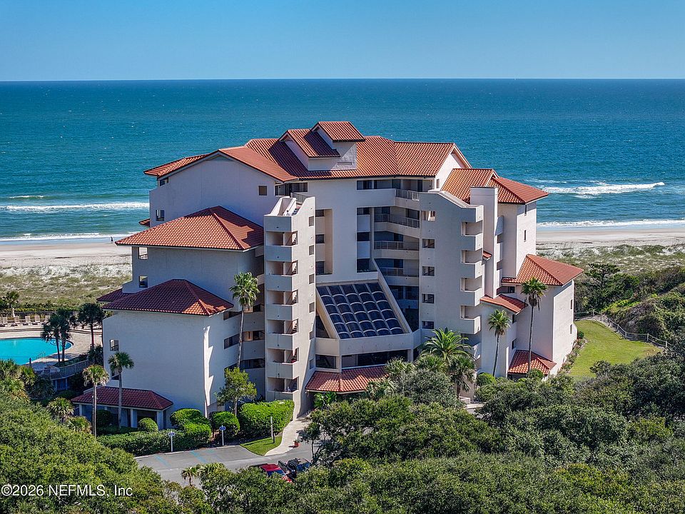1st image of 241 SANDCASTLES Court