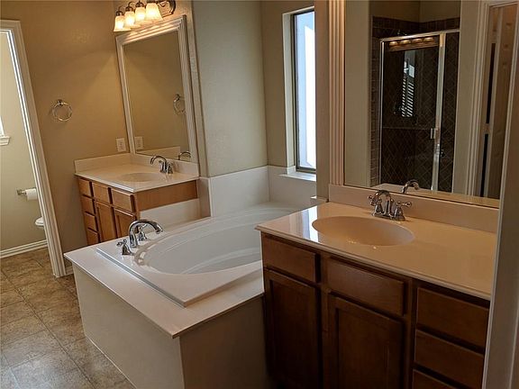 5th image of 1133 Hayden Ln