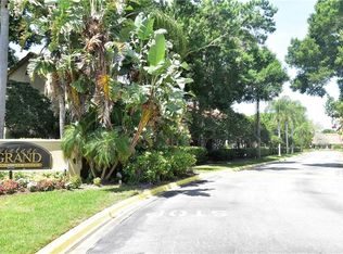 4002 Crockers Lake Blvd APT 127, Sarasota, FL 34238
