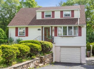 7 Lorelei Rd, West Orange, NJ 07052