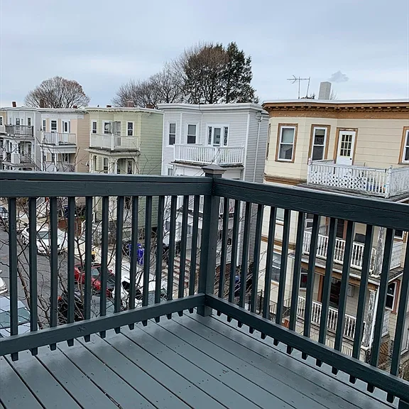 6 Taft St #1 — Photo 10