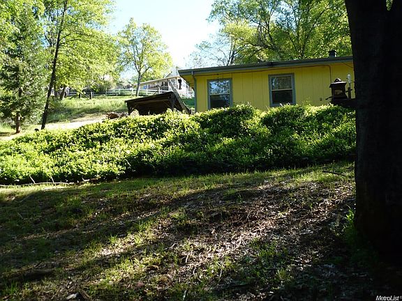 4th image of 1225 Wildwood Ln
