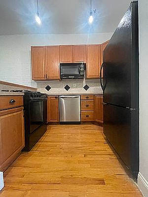 4th image of 62 W 91st St APT 2