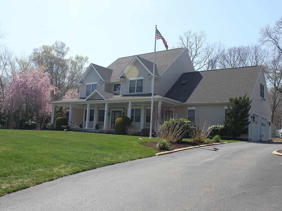 2nd image of 9 Cassandra Ln