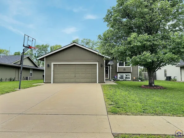 2425 SW Rother Rd, Topeka, KS 66614