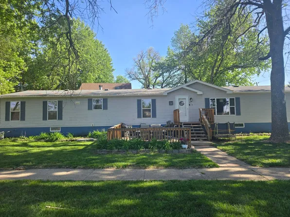 218 E 3rd St, Odebolt, IA 51458