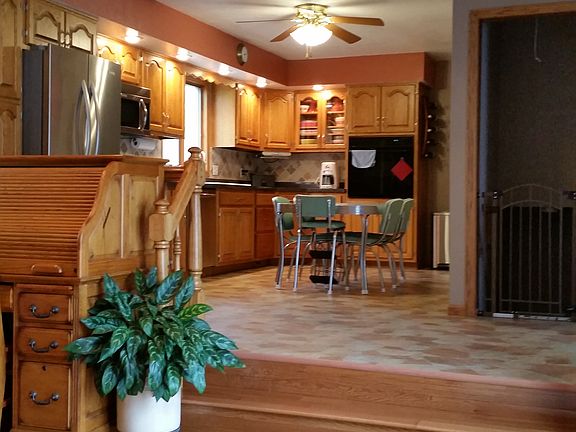 Entryway Vaulted Ceiling