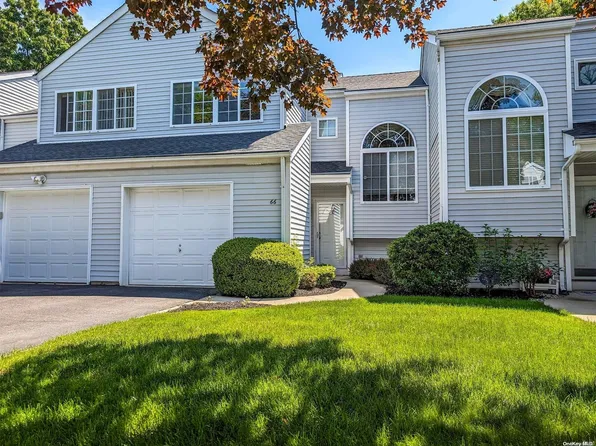 66 Sutton Place #66, Islandia, NY 11749