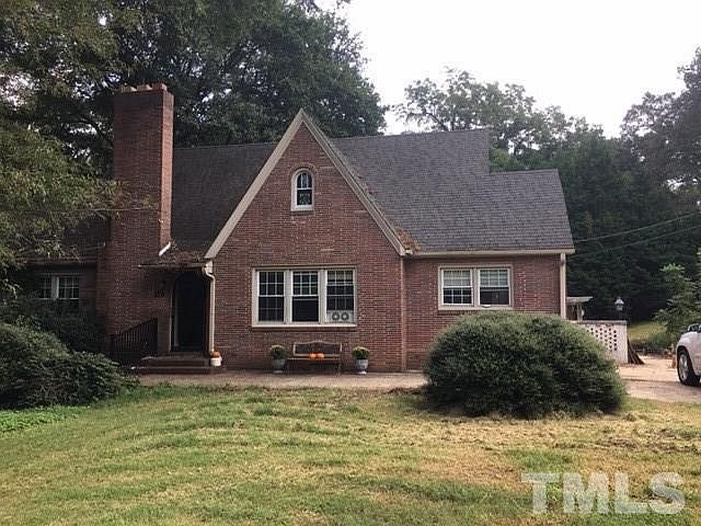 1st image of 430 N Oak St