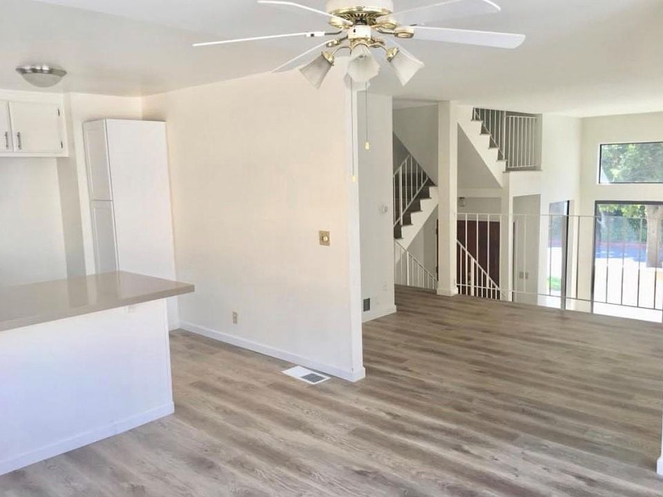 2nd image of 26016 Alizia Canyon Dr Unit A