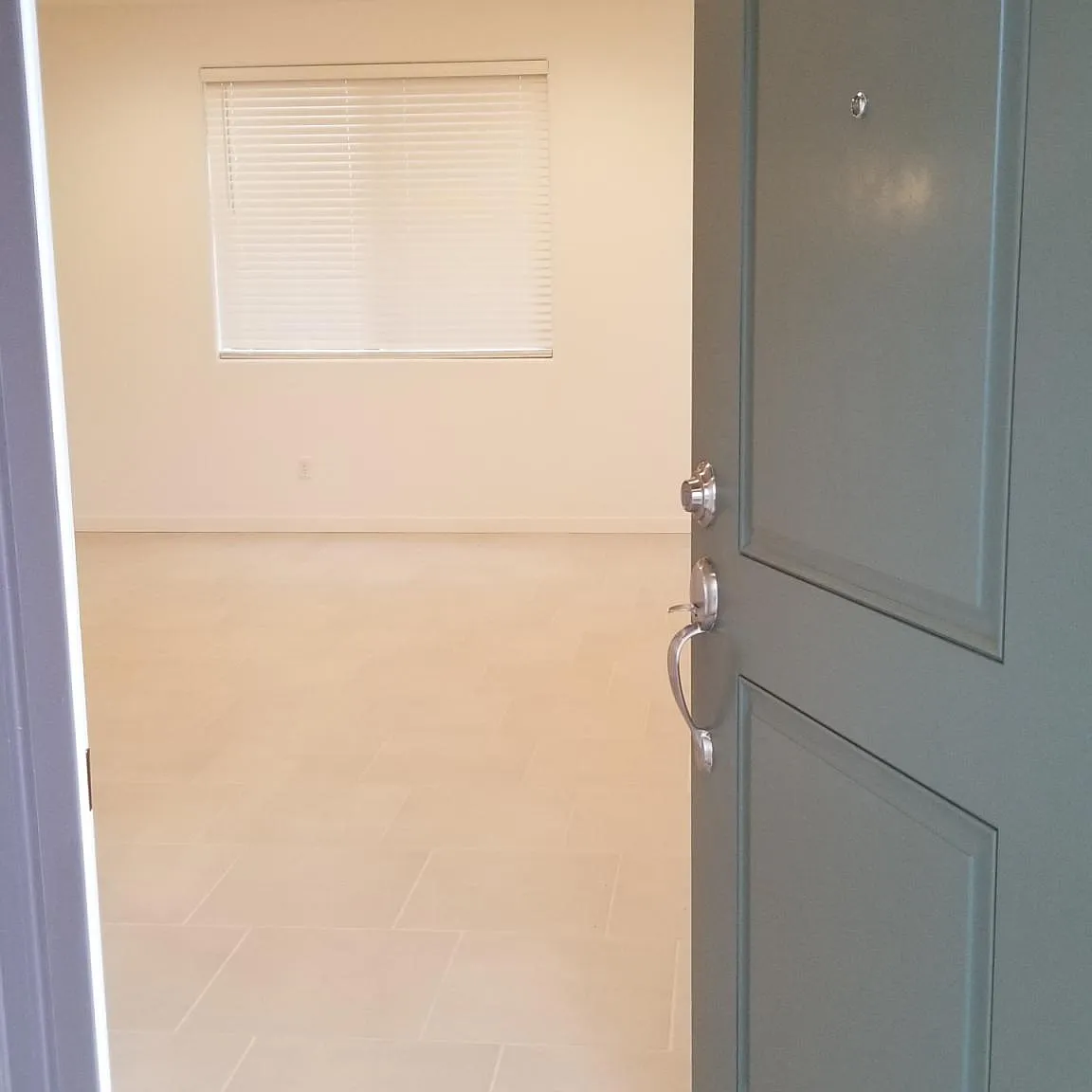3 bed, 1553 sqft, $2,295 — Photo 3