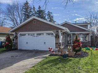253 Butternut Ln, Berea, OH 44017