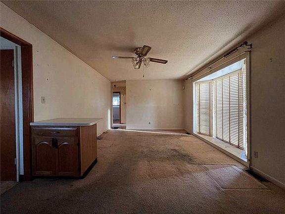 5th image of 3329 N 35th St