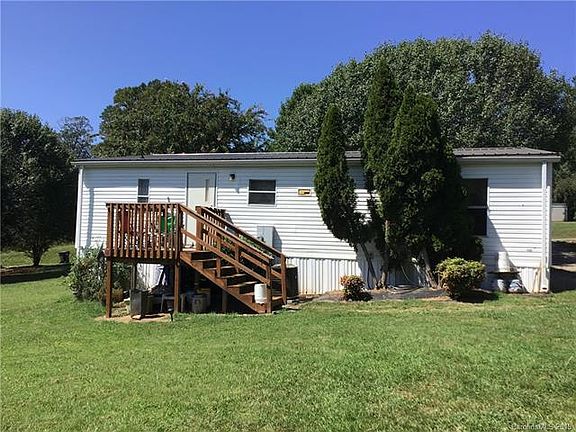 3rd image of 175 Trailway Dr