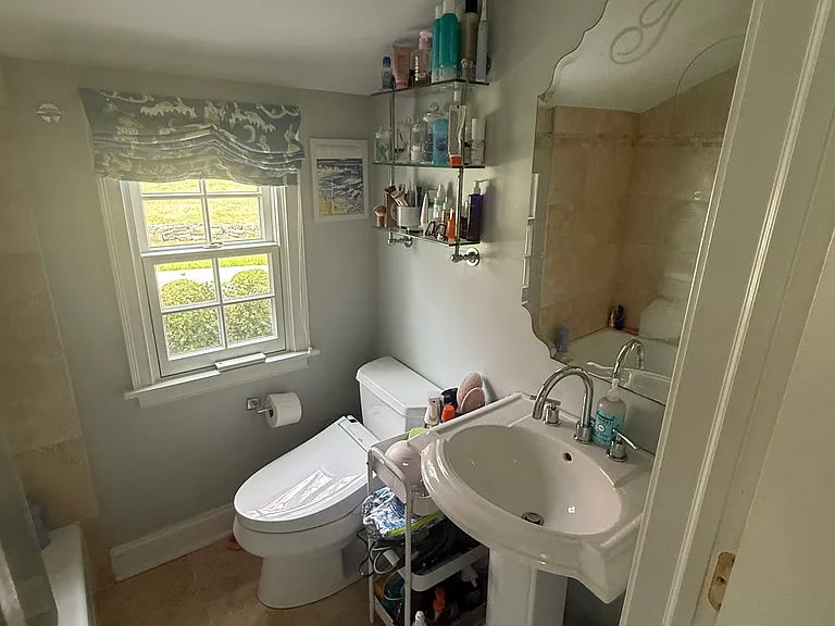 140 Newtown Tpke — Photo 13