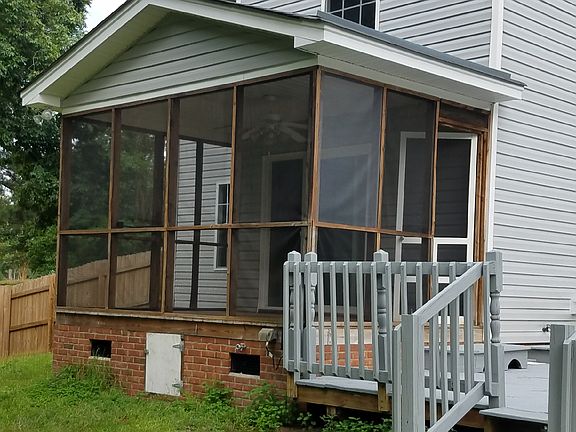 Screened in Porch