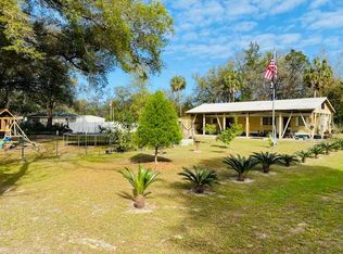 106 NE 5th St, Chiefland, FL 32626