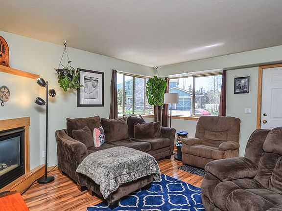 4th image of 66 Glen Cove Dr #66