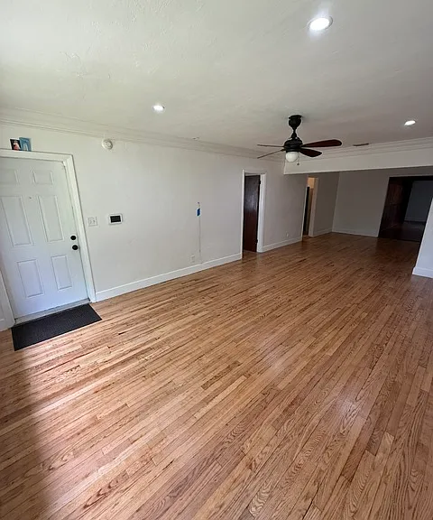 1545 Mantua Ave — Photo 56