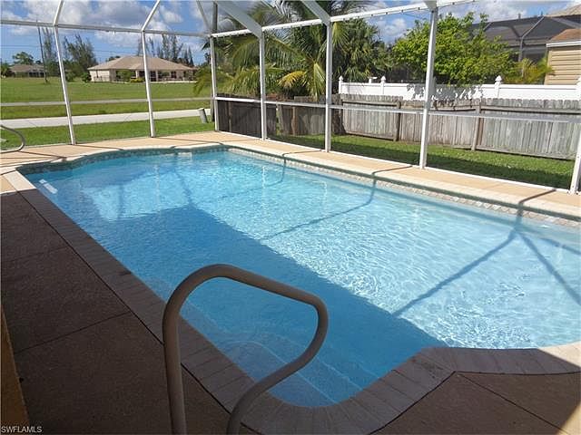 1st image of 1017 SW 36th St