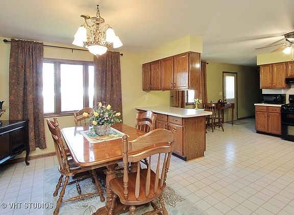 3rd image of 3596 Glen Flora Ave