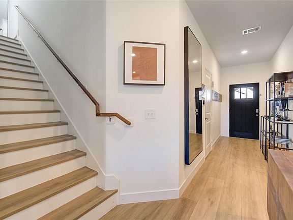 4th image of 8206 Wave Arbor Dr