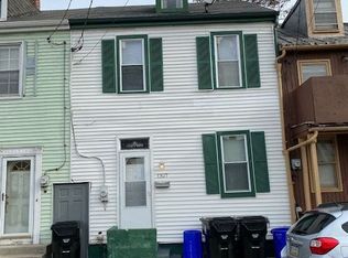 1327 James St, Harrisburg, PA 17102