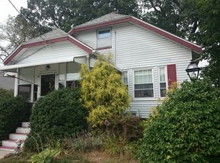 27 Bertson Ave, West Roxbury, MA 02132