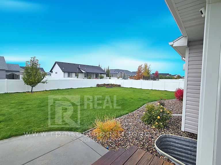 4802 Porter Dr — Photo 10