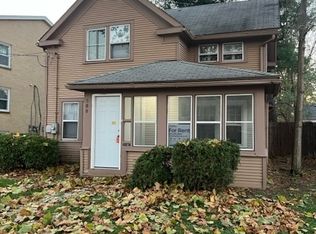 308 Blackhawk Ave, Aurora, IL 60506