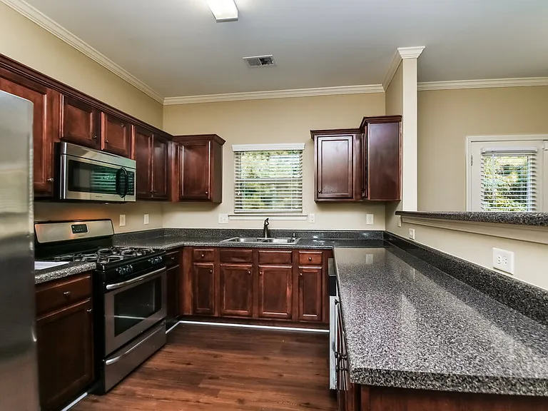 6025 Gladiola Way — Photo 6
