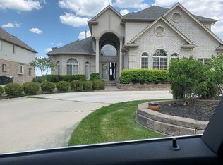 3019 Erma Dr, Shelby Township, MI 48317