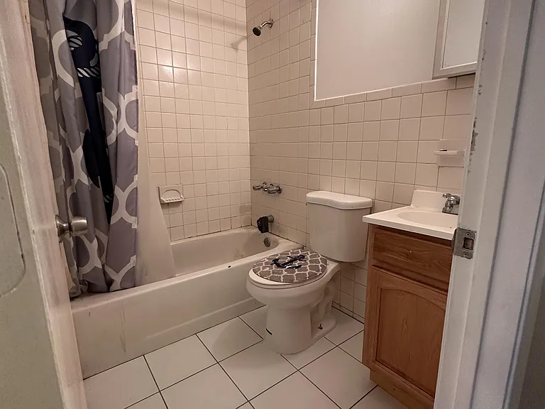 311 Clinton Ave #309 — Photo 3