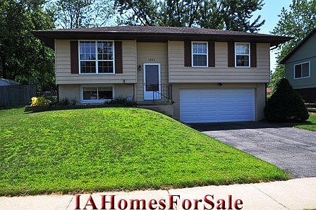 3803 Silver Springs Dr NE